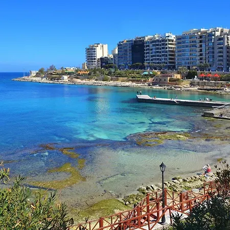 Modern In A Top Location Saint Julian's